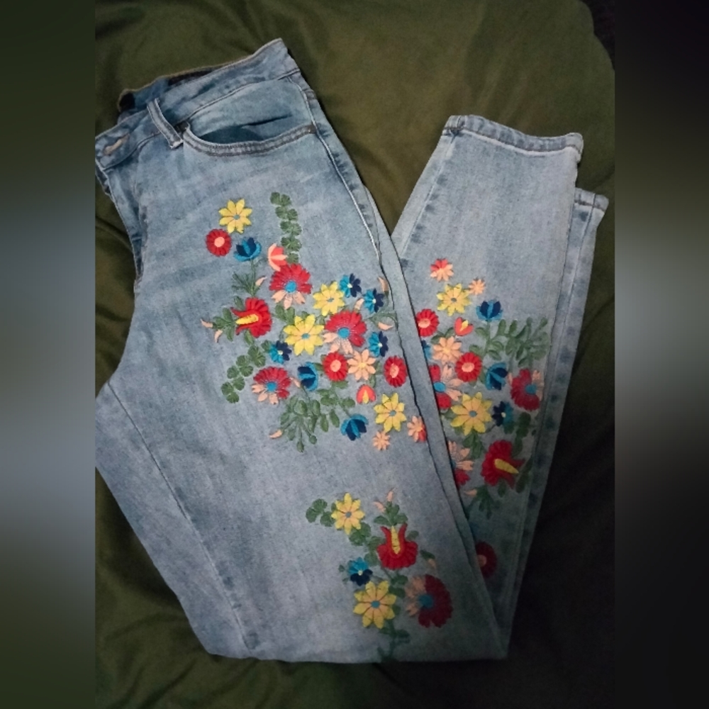 Embroidered Jeans